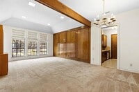 Building Photo - 5600 Willow Bend Ct