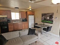 Building Photo - 541 Calle Amigos