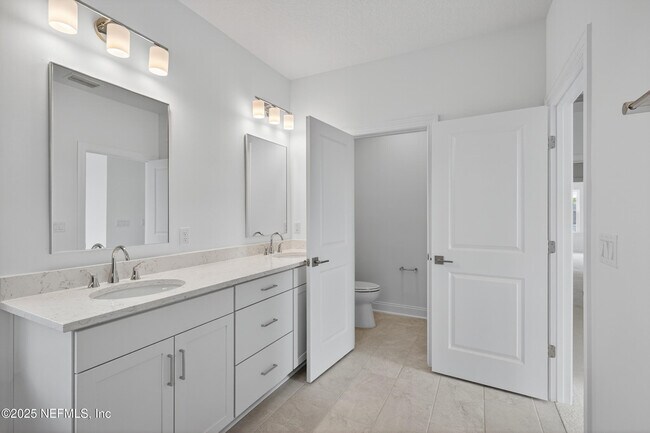 Building Photo - 713 Caiden Dr