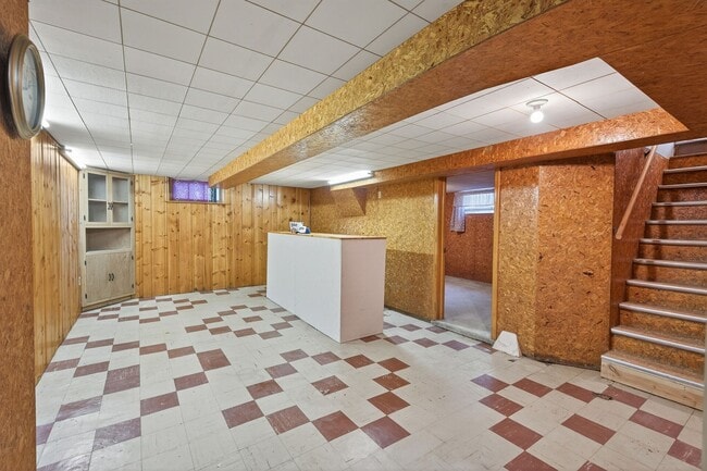 Building Photo - Acreage Property