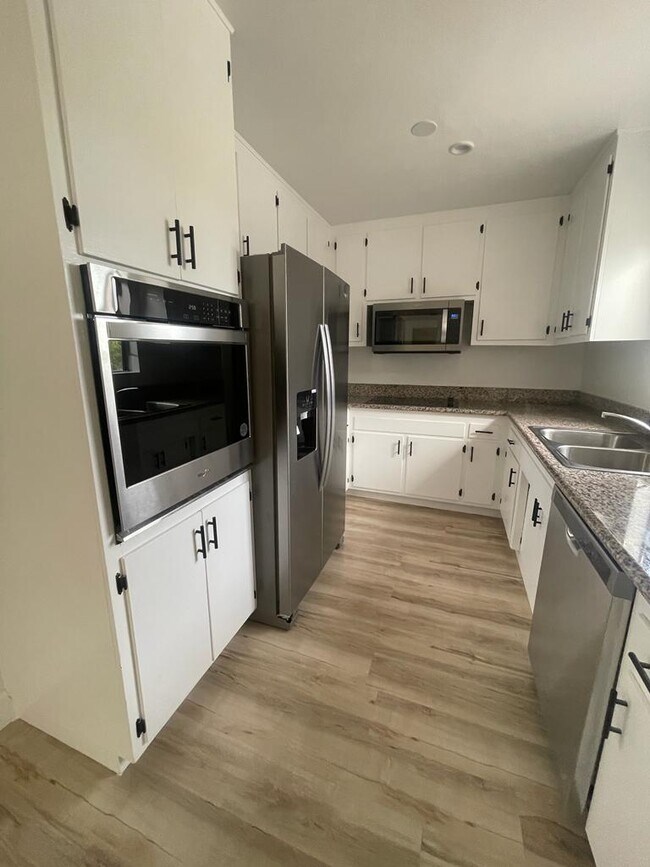 Building Photo - 5000 Coldwater Canyon Ave