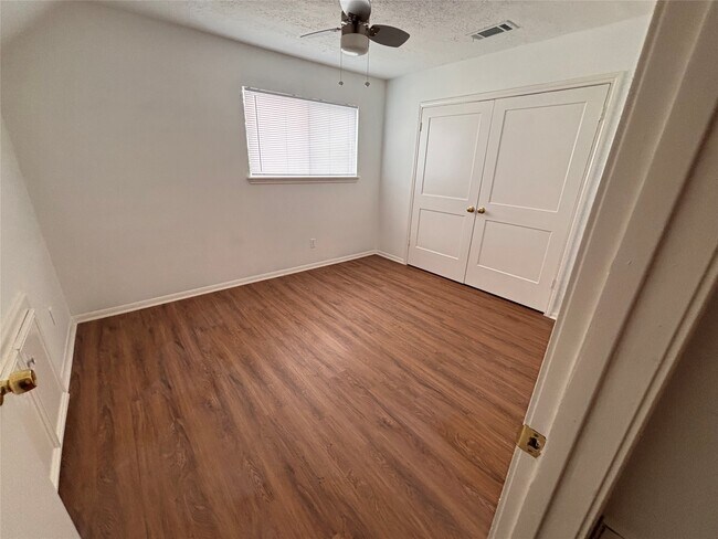 Building Photo - 20610 Shillington Ct