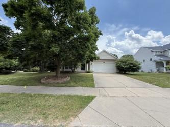 Building Photo - 3978 E De Blaay Dr SE