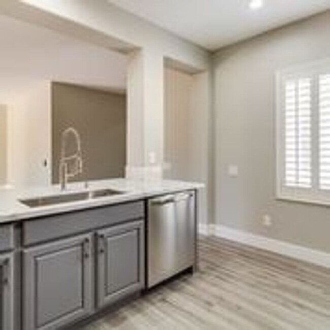 Building Photo - Welcome Home! Beautiful One Story Home in Aliante