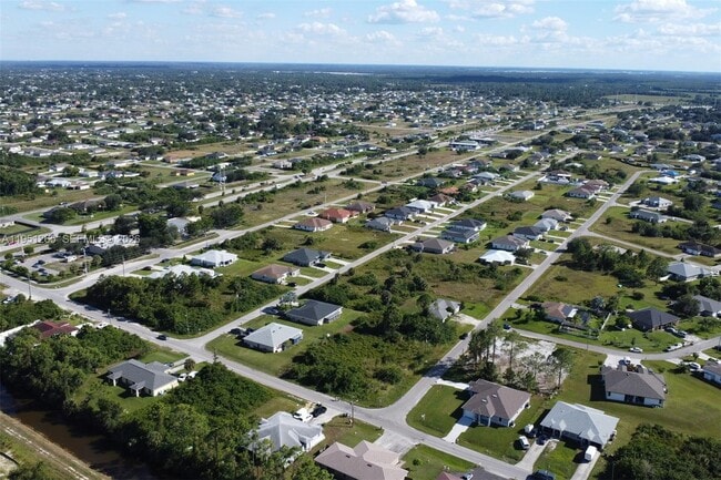 Building Photo - 4501 15th St SW
