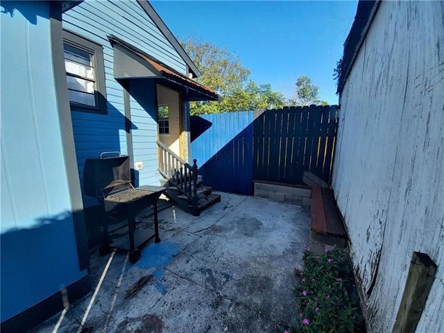 Building Photo - 2416 N Villere St