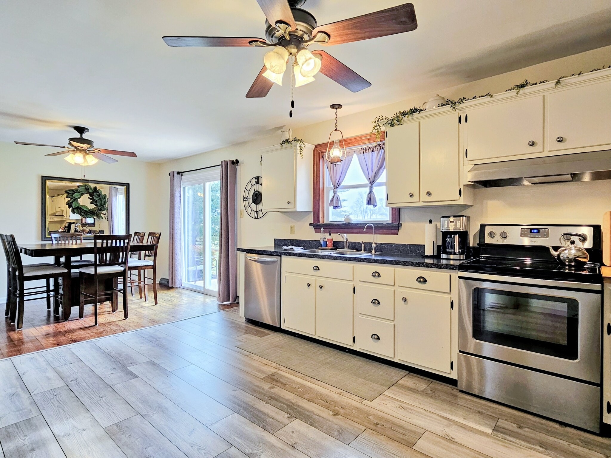 Building Photo - 1329 Landisville Rd