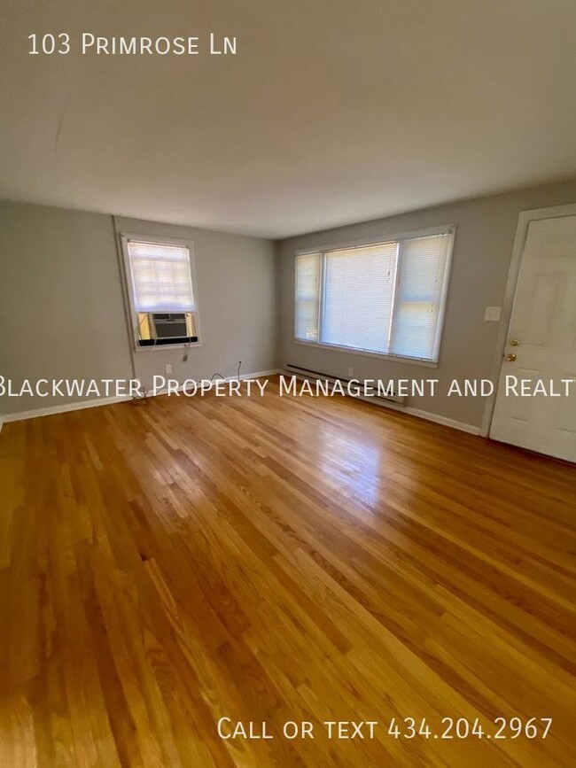 Building Photo - 103 Primrose Ln