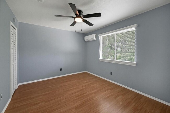 Building Photo - 8006 Summer Trail Dr