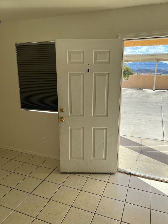 Building Photo - 3417 Oro Grande Blvd