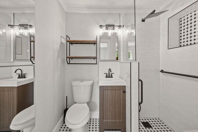 Building Photo - 2071 W Carol Cir
