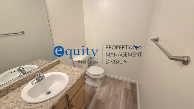 Building Photo - Newly Updated!