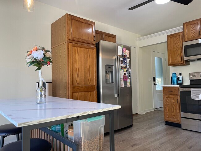 Building Photo - 2902 Tucson Trail