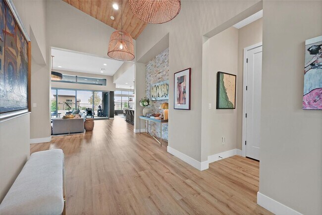 Building Photo - 6690 Interstellar St