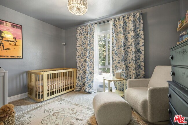 Building Photo - 27462 Country Glen Rd