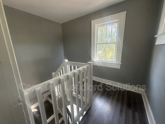 Building Photo - 2266-2262 Warren St