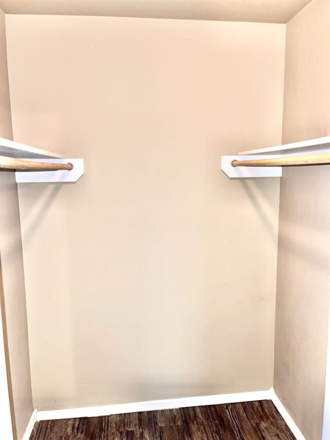 Building Photo - 2613 Globe Ave