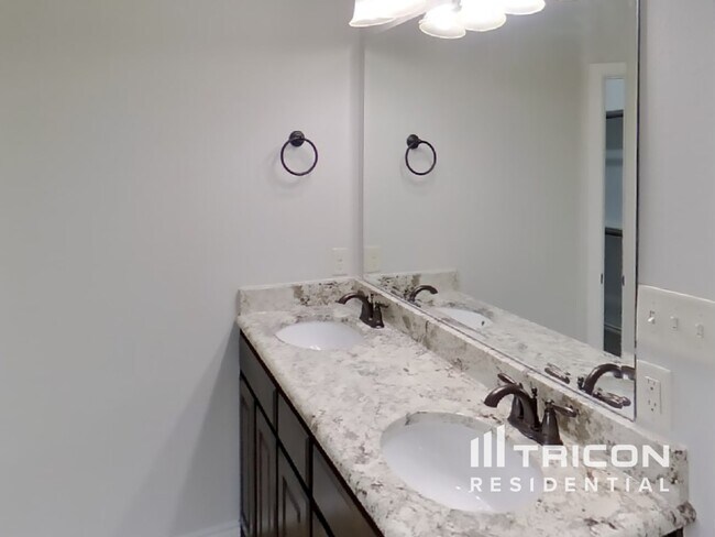 Building Photo - 3107 White Horse Ct