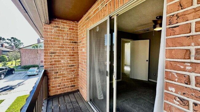 Building Photo - 2369 Tom Jones St