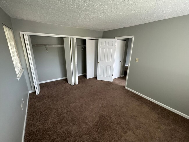 Building Photo - *Ask about our move-in specials!*  1 Bedro...