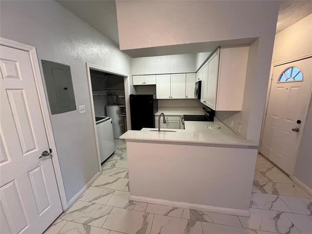 Building Photo - 501 Arbor Creek Dr