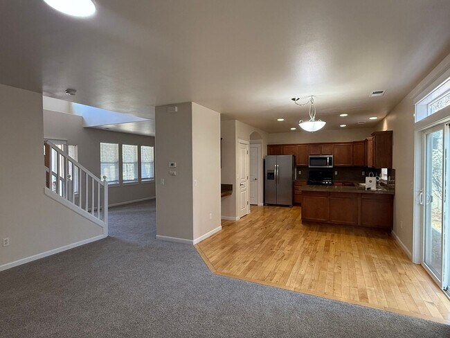 Building Photo - Charming Upgraded Home in Deschutes River Crossing North – SW Bend