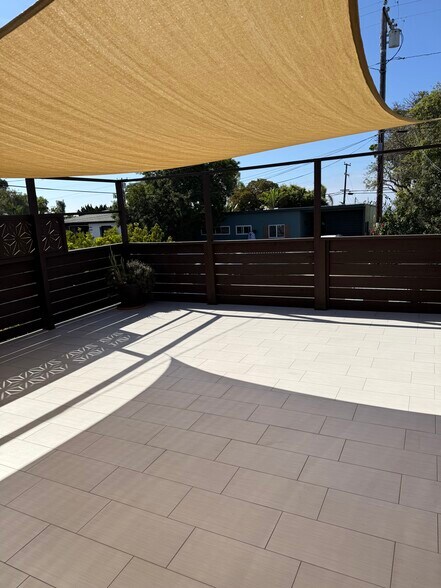 400 sq ft. deck - 2271 Edinburg Ave