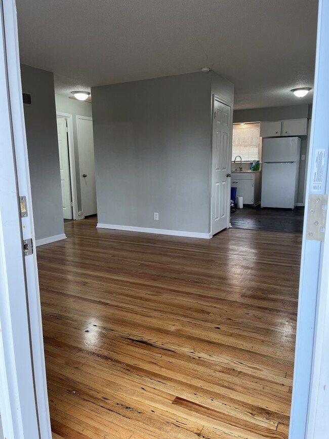 Unit H living room from front door - 5947 Raytown Rd