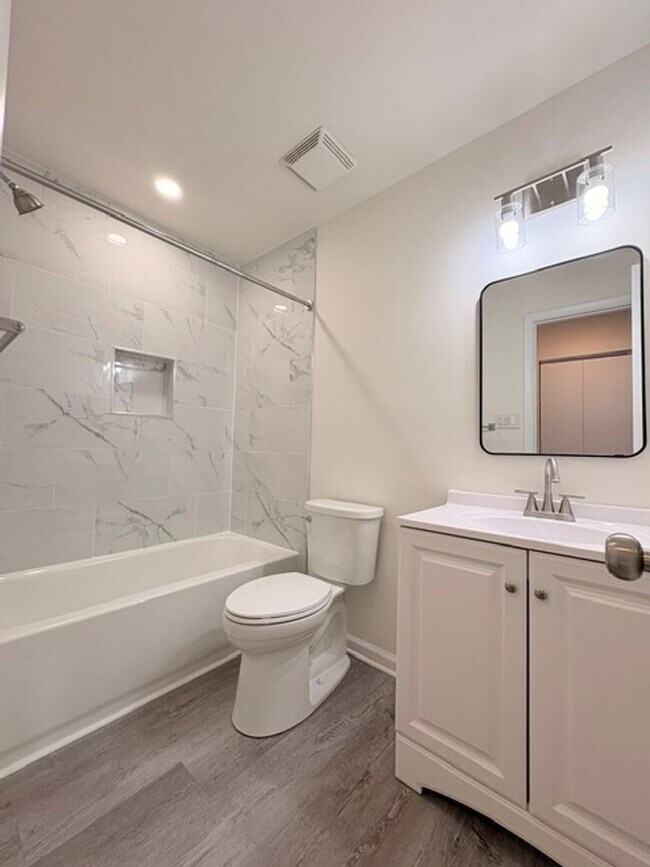 Building Photo - 13941 Highstream Pl