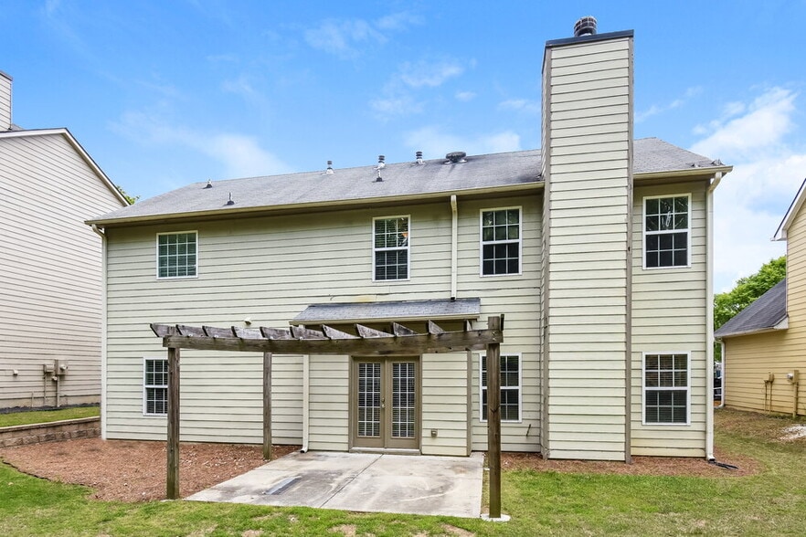 Building Photo - 410 Deepstream Crossing