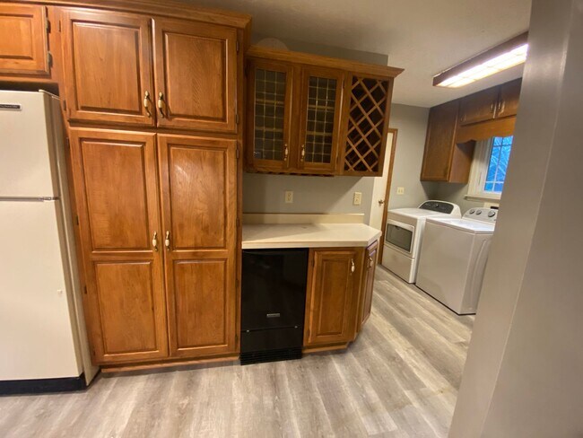 Building Photo - Home for the Holidays!! -TSC school