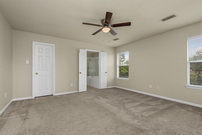 Building Photo - 17919 Rose Hill Park Ln