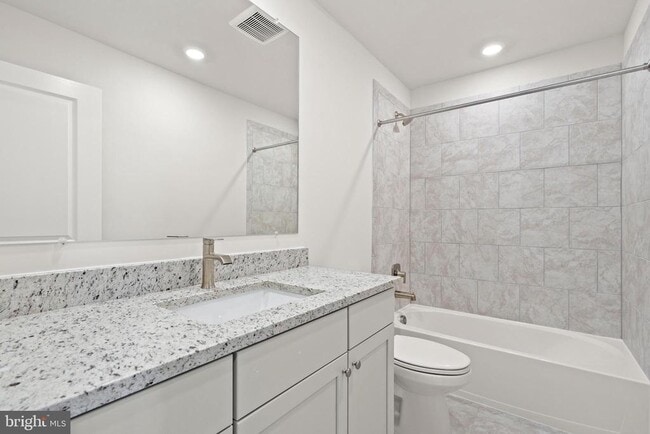 Building Photo - 7754 Meander Ct S