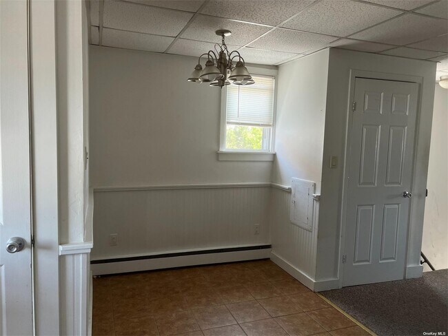 Building Photo - 2721 Grand Ave