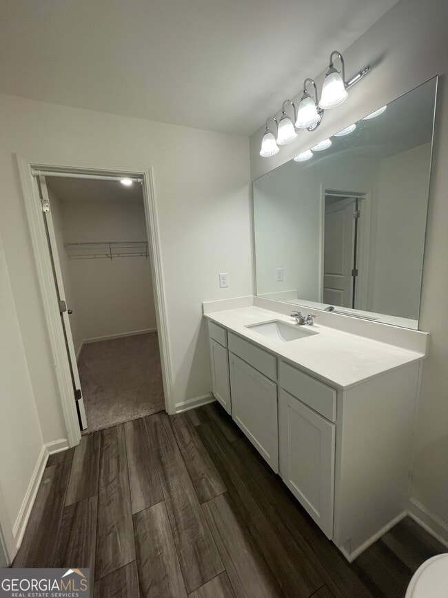 Building Photo - 35299 Condor Ct