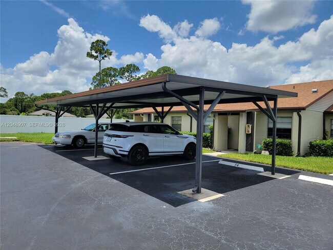 Building Photo - 6014 Indrio Rd