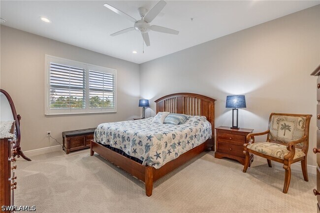 Building Photo - 2555 Seychelles Dr