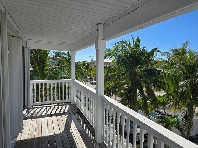 Building Photo - 374 73rd St #6