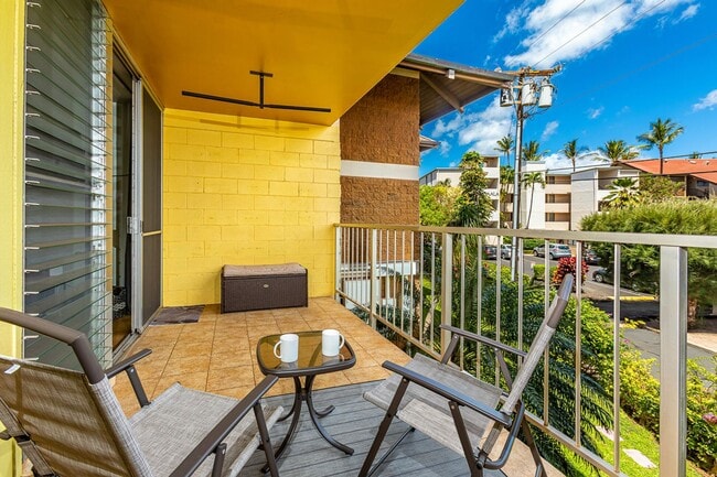 Building Photo - Oceanfront 1 Bed/1 Bath Fully Furnished Condo at Waipuilani!