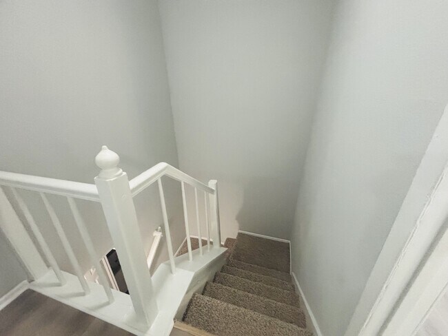 Building Photo - 6200 W Tidwell Rd