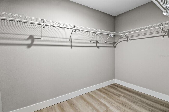 Building Photo - 45 SE 15th Terrace