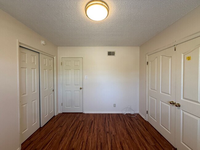 Building Photo - Centrally Located Orcutt Single Story Home