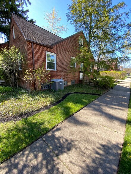 Building Photo - 3649 Berkeley Rd