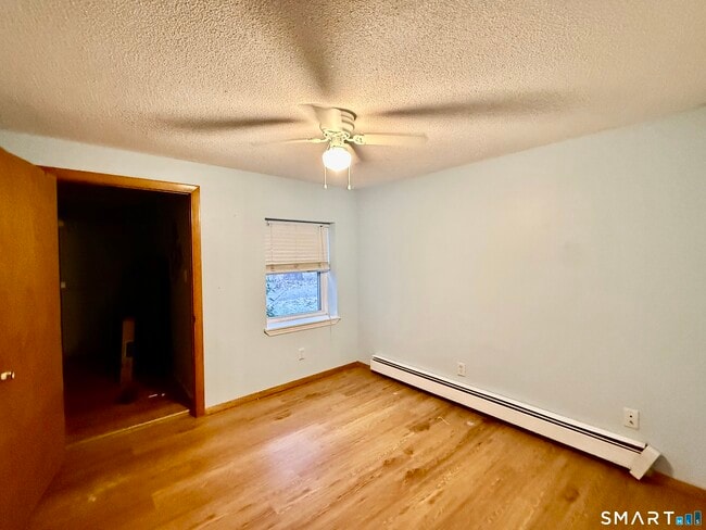 Building Photo - 79 Elmwood Heights