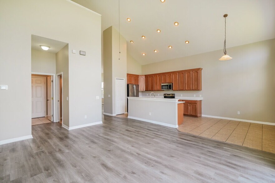 Building Photo - 4454 Hawksley Pl