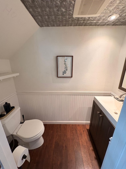 Building Photo - 267 N Holliston Ave