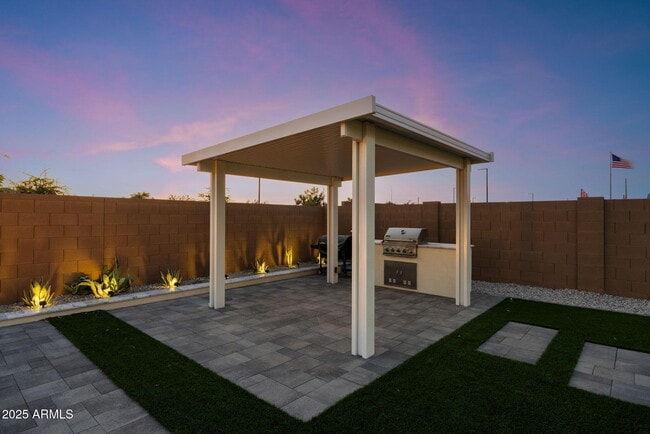 Building Photo - 11716 N 168th Dr