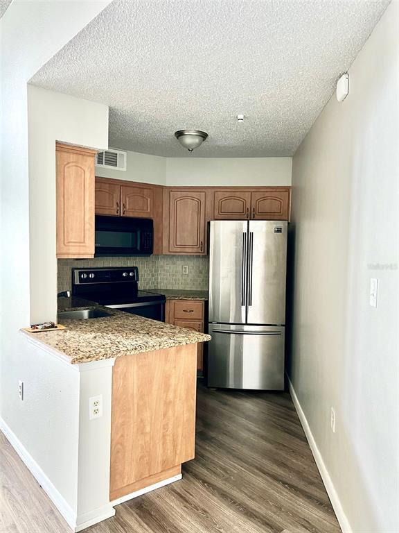 Building Photo - 3704 Southpointe Dr