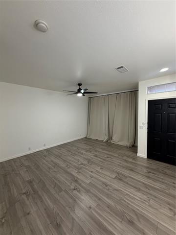 Building Photo - 2743 Hyde Park Dr