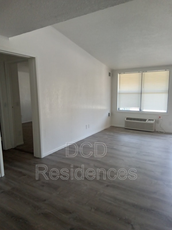 Building Photo - 11412 Mussel Dr